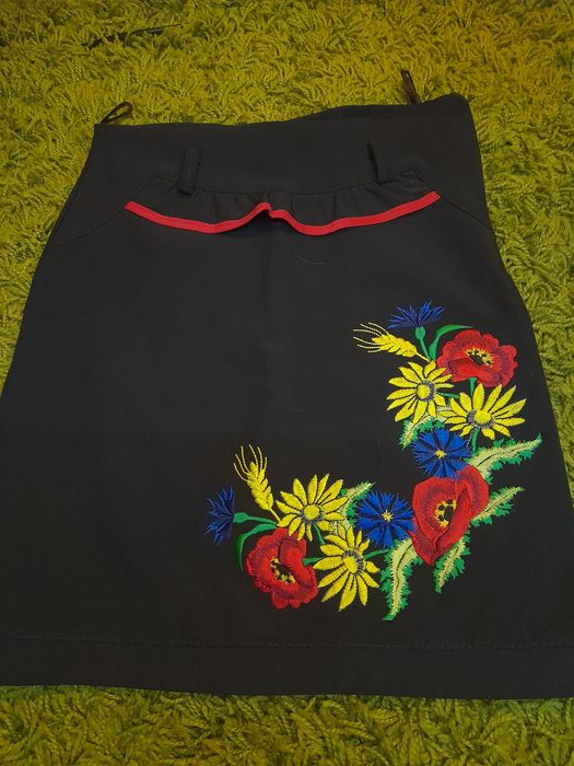 Шкільна спідниця (вишиванка)