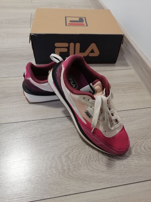 Sneakersy Fila 38 wkładka 24cm  fuksja .