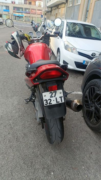Moto Suzuki impecavel