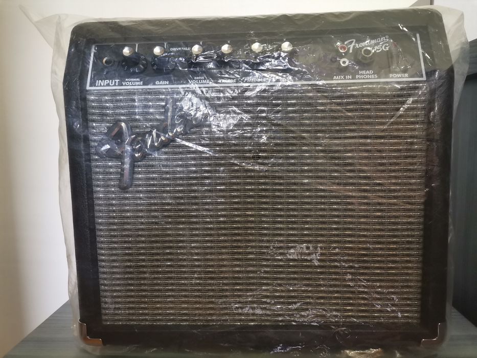 Amplificador Fender Frontman 15G