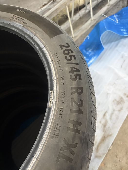 265/45 R21 Continental