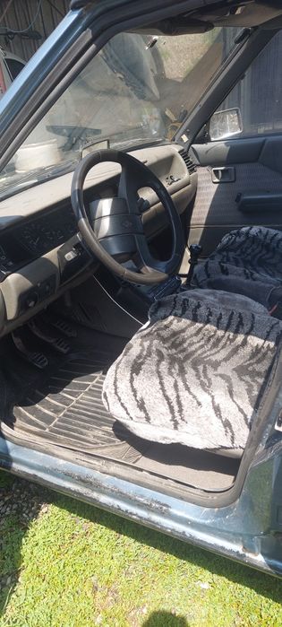 Продам Renault 11  бензин