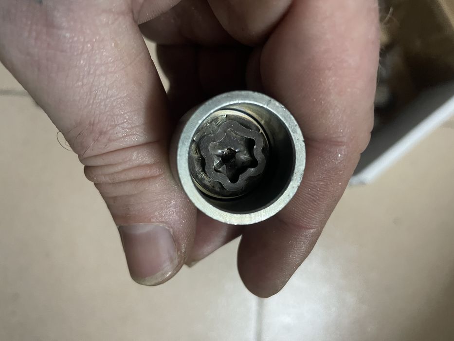 Porcas segurança Peugeot Citroën
