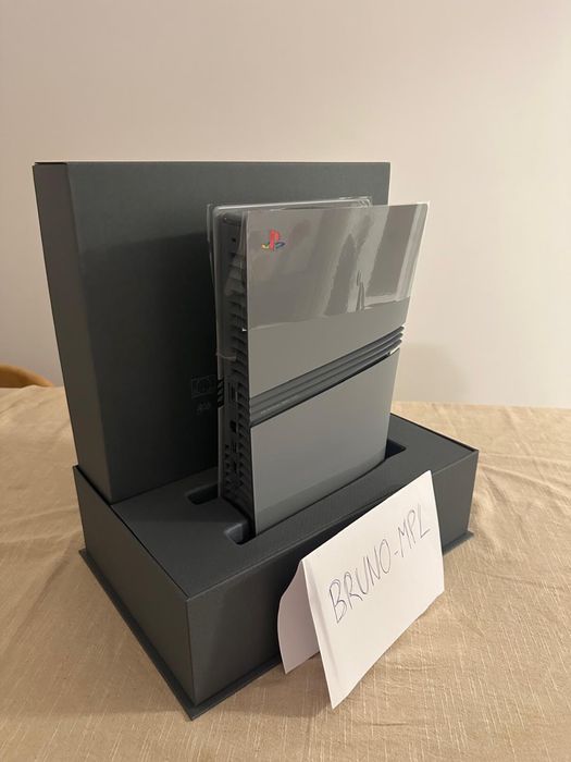 ps5 pro 30th anniversary bundle (nova / embalagem selada)
