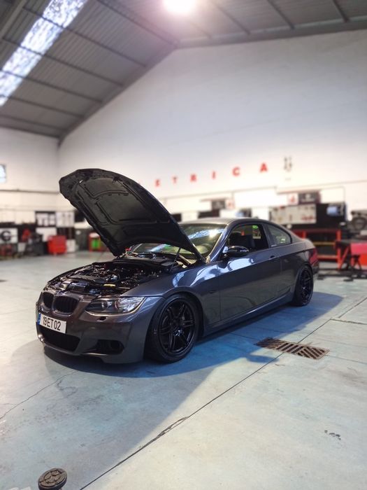 Vendo ou troco bmw e92 335d 2007