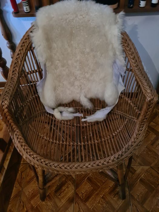 Cadeira em vimes estado como no também tenho um móvel vo