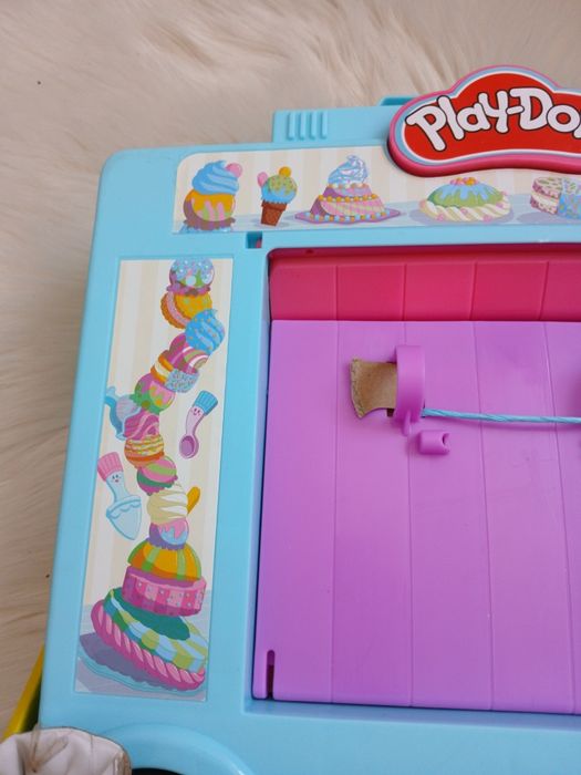 Lodziarnia play-doh  ciężarówka z lodami