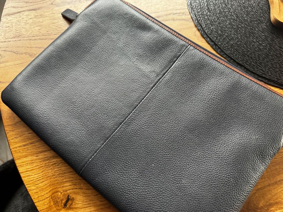 MacBook Air 13,3" 2020 rok Intel i5 8gb ram 512 gb ssd stan jak nowy