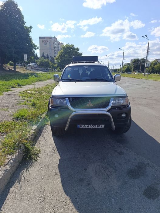 Продам Митсубіши Педжеро