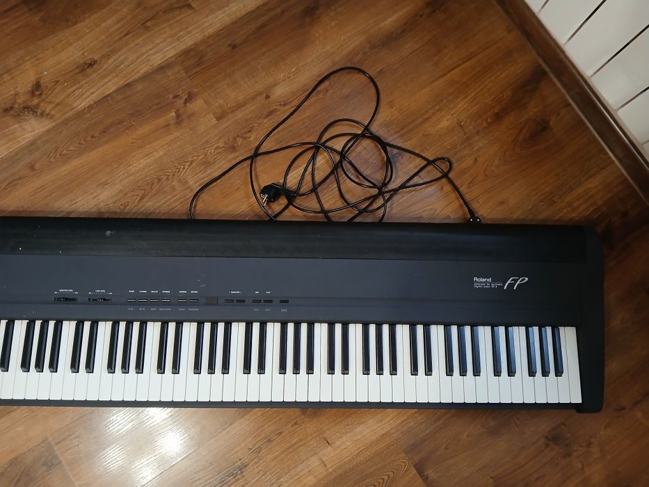 Pianino cyfrowe Roland FP-8
