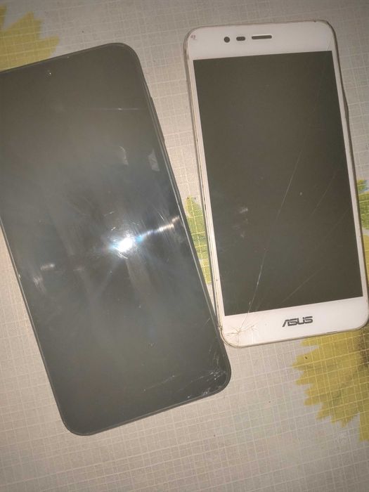Vendo 2 telemoveis