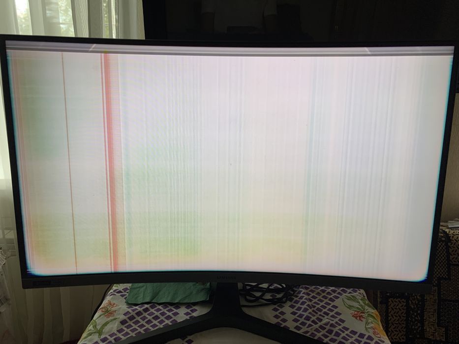 Монітор Samsung C27RG50FQ