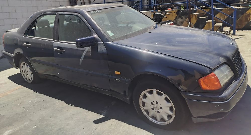 Para peças MERCEDES-BENZ Classe C (W202)