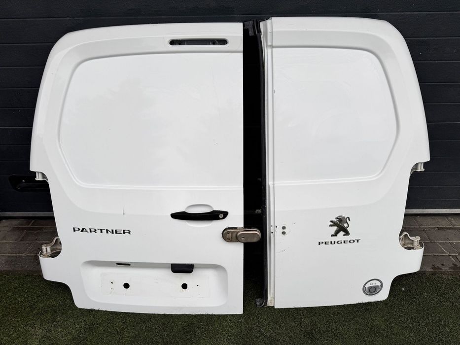 Citroen Berlingo IV Peugeot Partner drzwi tylne prawe EWP