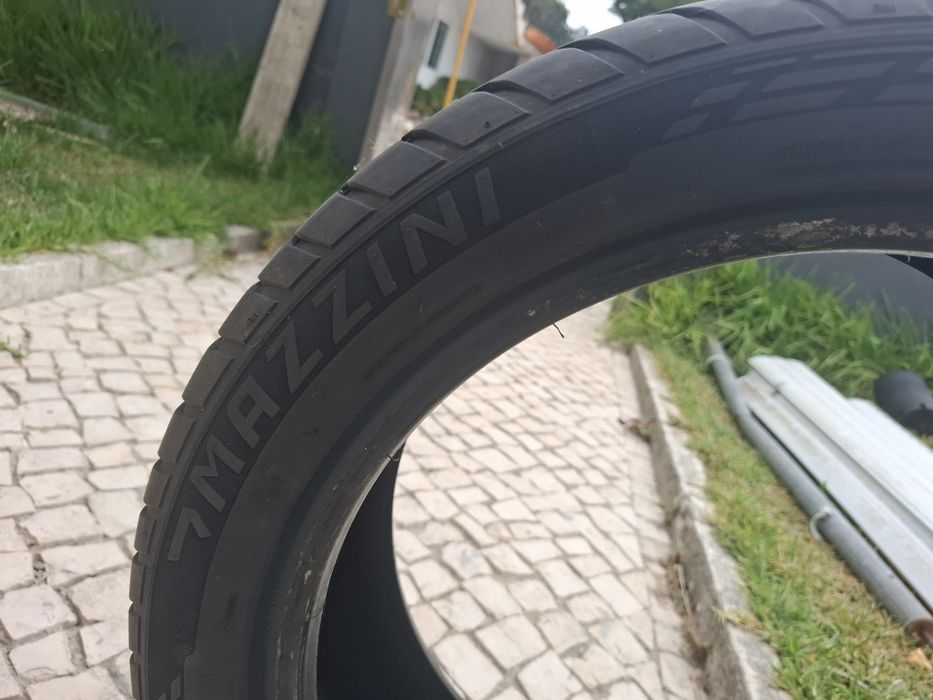 Pneu Mazzini 225 45 17 como novo!