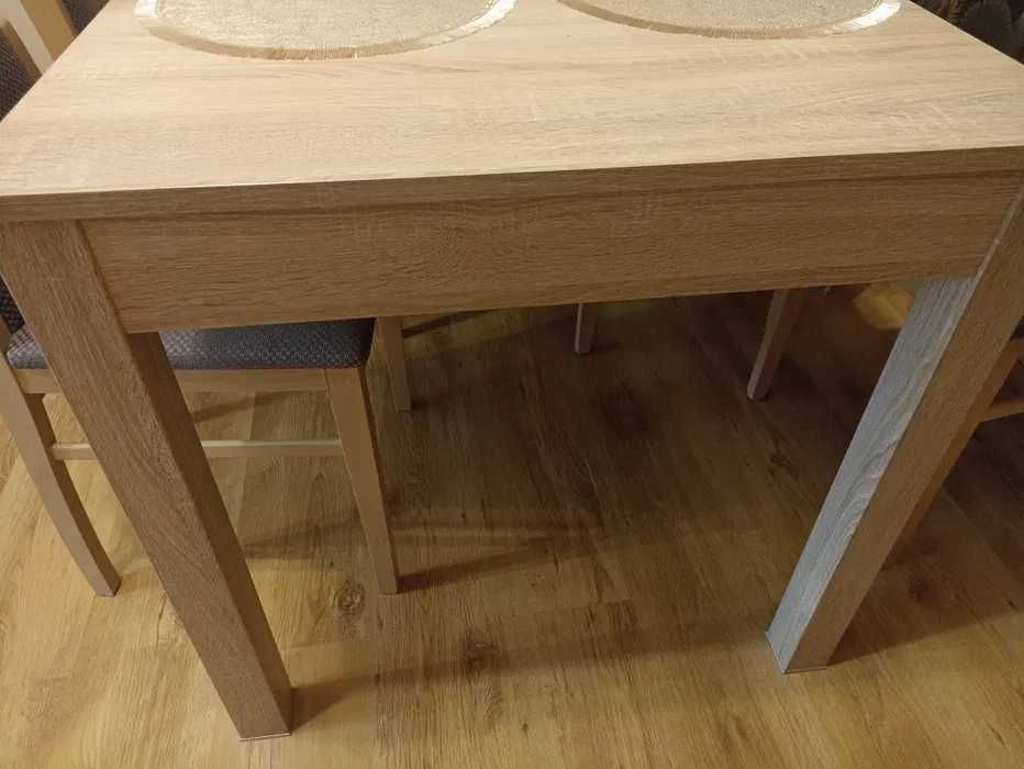 Stol z 4 krzesłami dąb sonoma