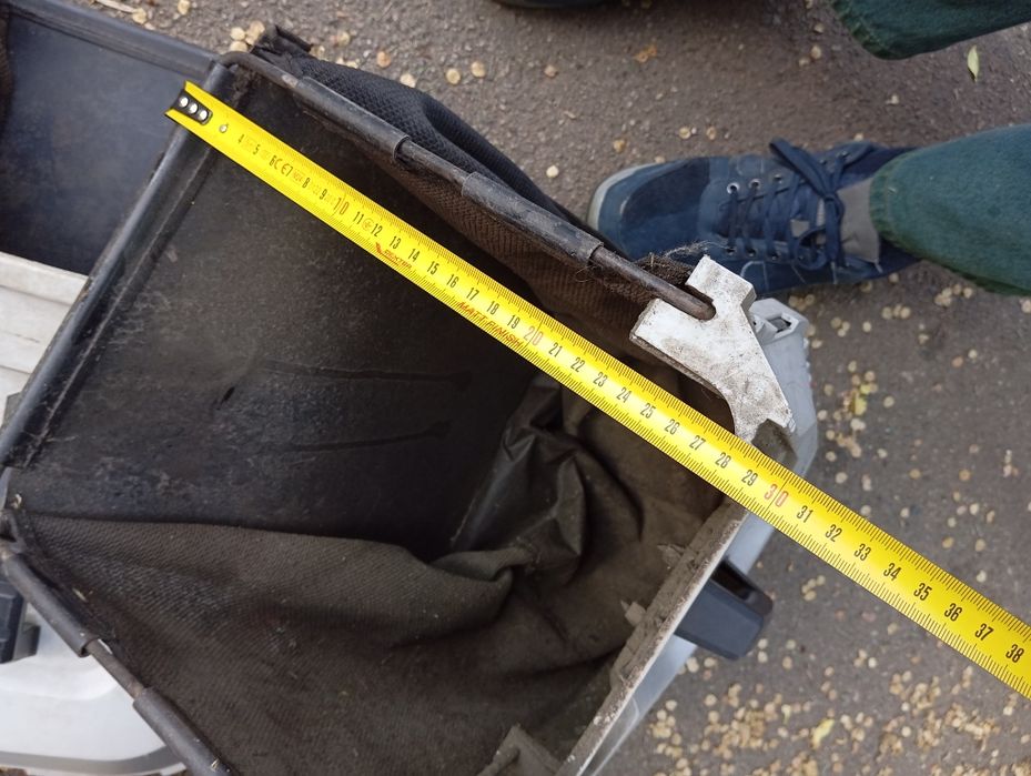 Корзина для травы ,травосборник.