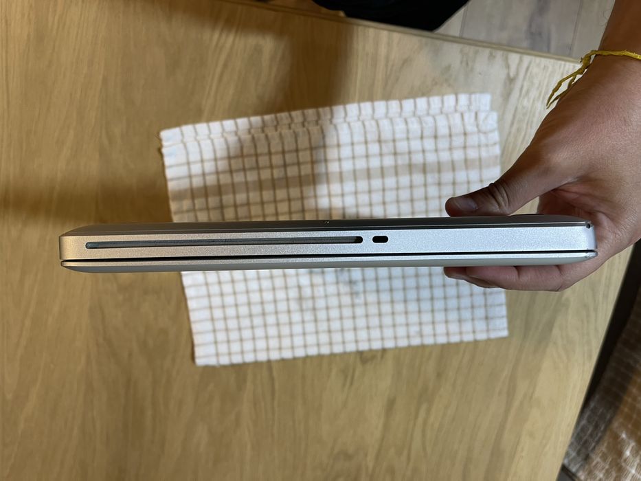 Macbook Pro 15 - 8gb 1tb