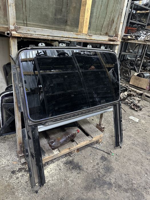 Люк электро в крышу Mercedes Vito 638, 639