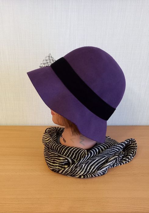 Капелюх клош фетровий фіолетовий