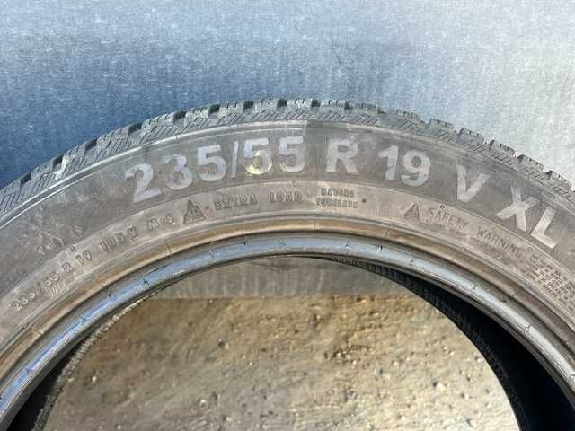 Komplet opon zimowych 235/55R19 Semperit