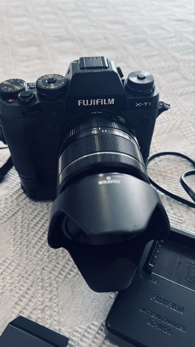 Fujifilm X-T1 + Grip + 2 baterias + Grip BOM ESTADO