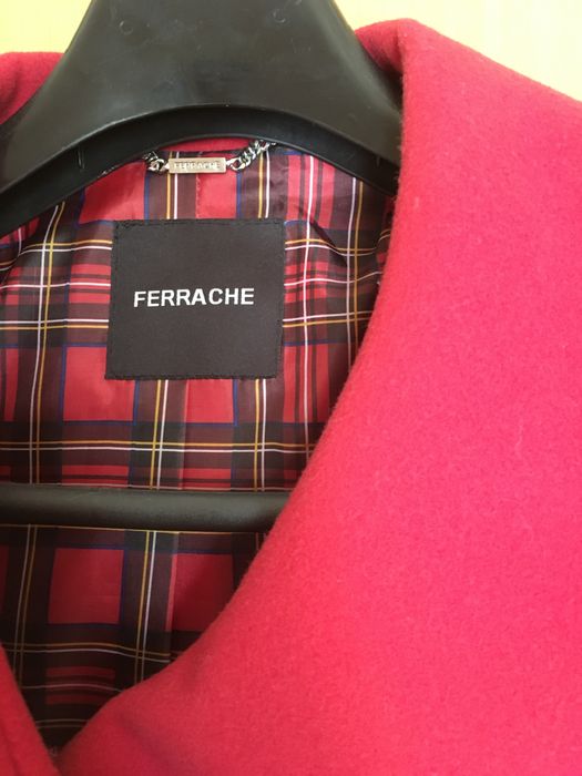 Casaco marca Ferrache64284172979203122