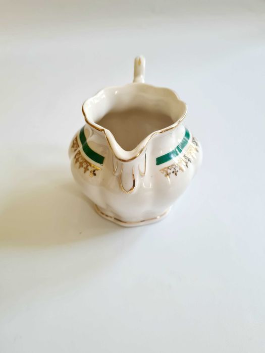 Chodzież porcelanowy, mały uroczy mlecznik, stara sygnatura