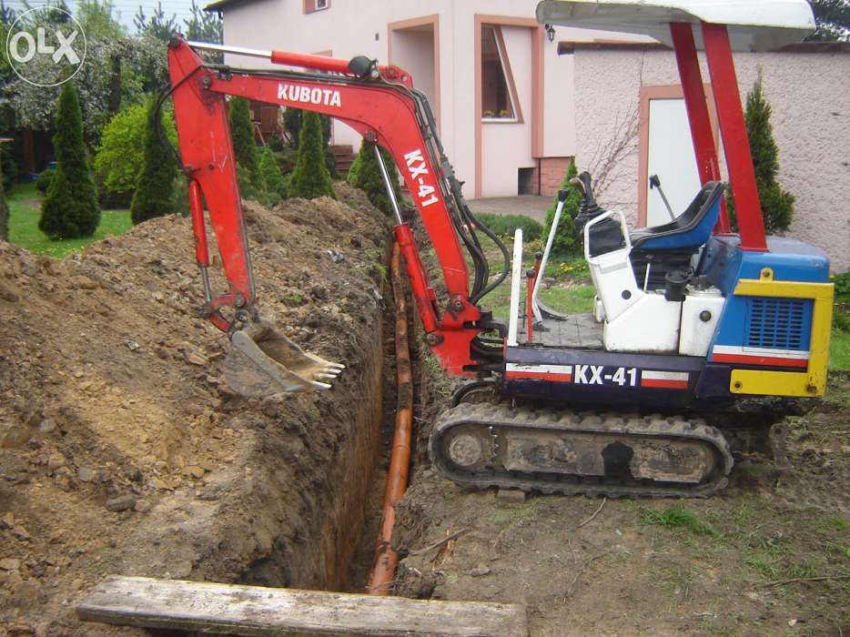 minikoparka kanalizacja przyłącza kanalizacyjne