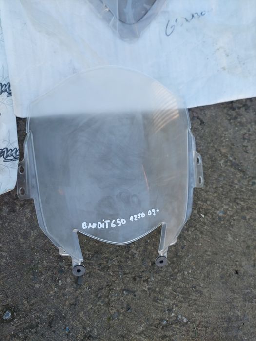 Szyba owiewka Suzuki