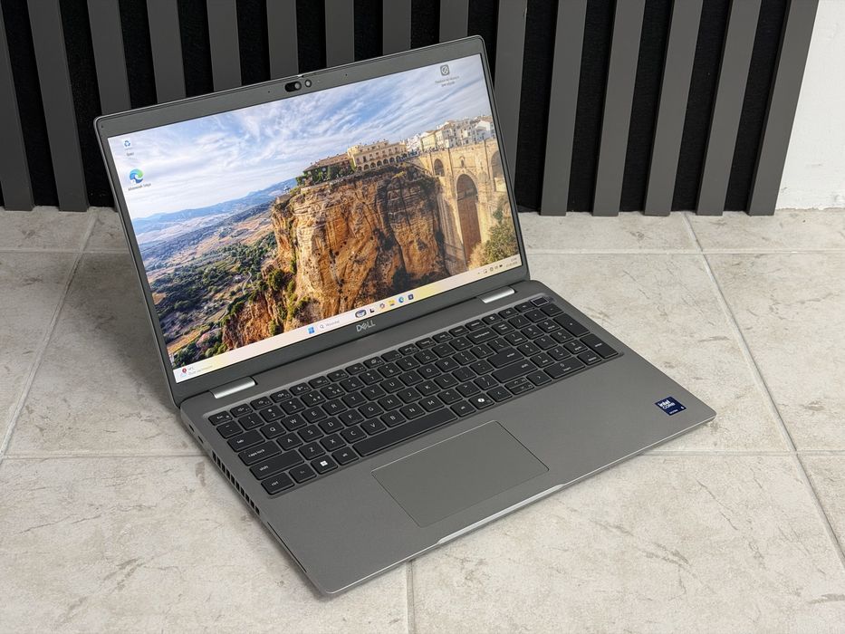 Dell Latitude 5550 ultra 5 125u 16gb 512gb win11 15,6”