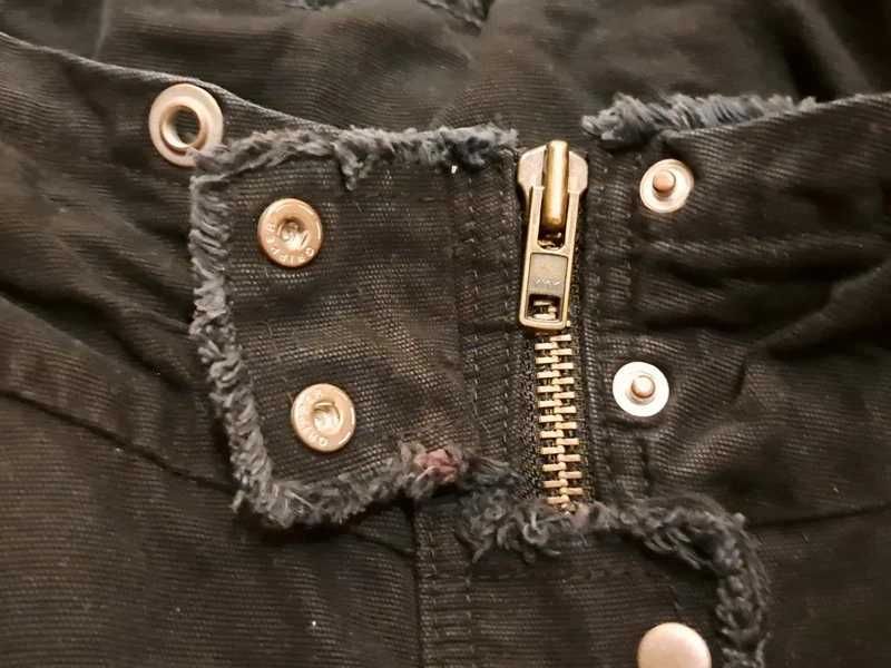 Kurtka katana czarna damska mała na zamek kaptur chowany 5 kieszeni XS