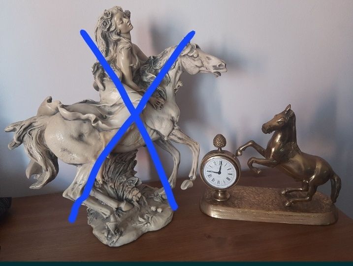Estátua com cavalo relógio corda em bronze
