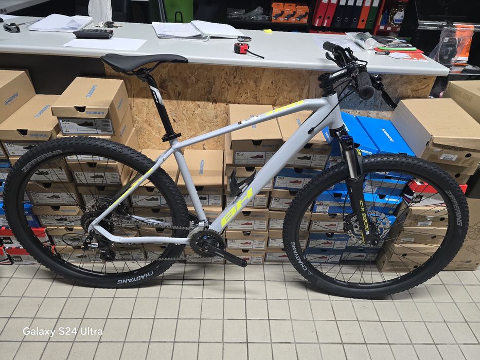 Bh spike L 29 de exposicao