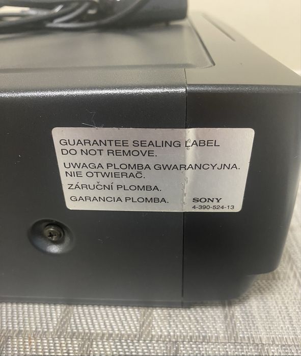 Відеомагнітофон Sony SLV-E450EE + оригінальний пульт