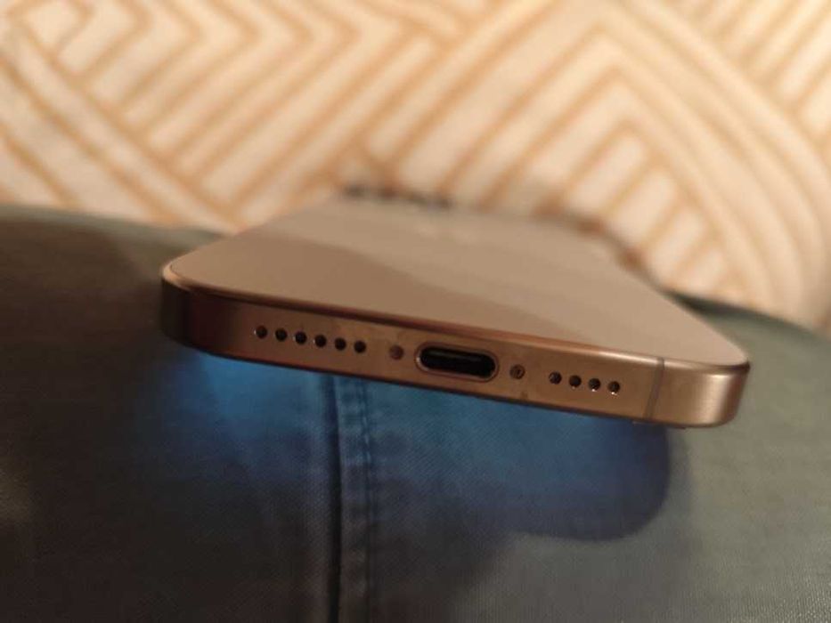 IPhone 15 Pro Max256mb