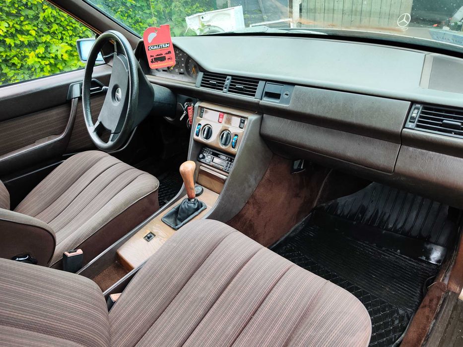 Mercedes Benz w124 200D