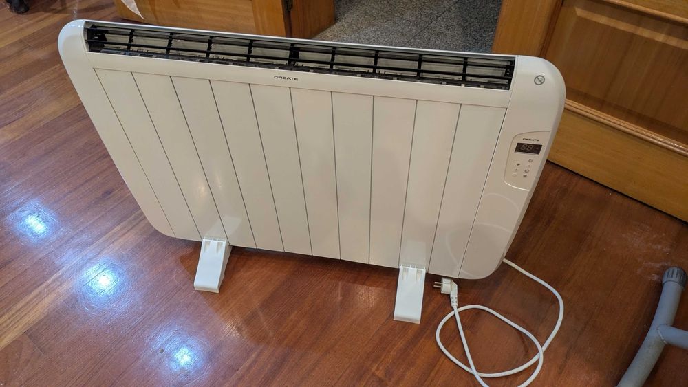 Aquecedor Create Warm Slim 1500 - Convector Eléctrico c/ comando