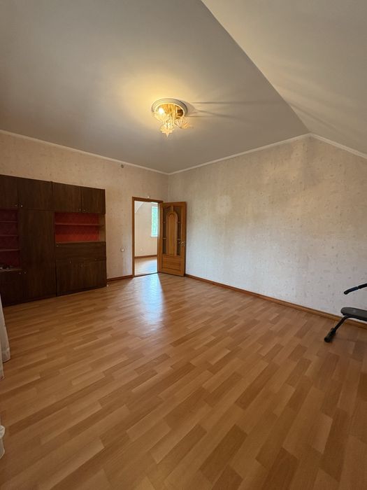 Продаж 2-х поверхового будинку в Центрі міста-250кв.м.Вул.Севастопольс