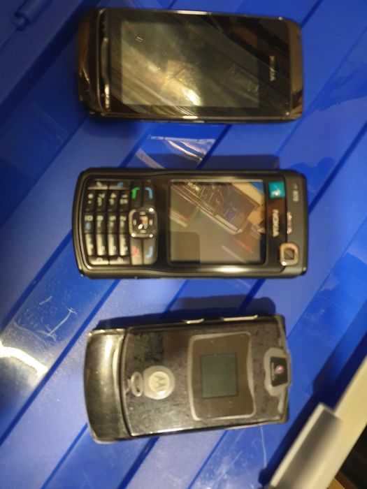Motorola V3 Black Nokia N70 Nokia 308