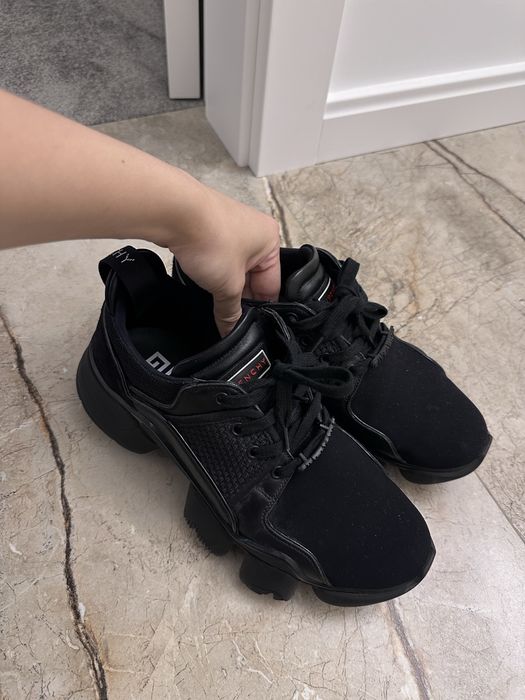 Givenchy trampki