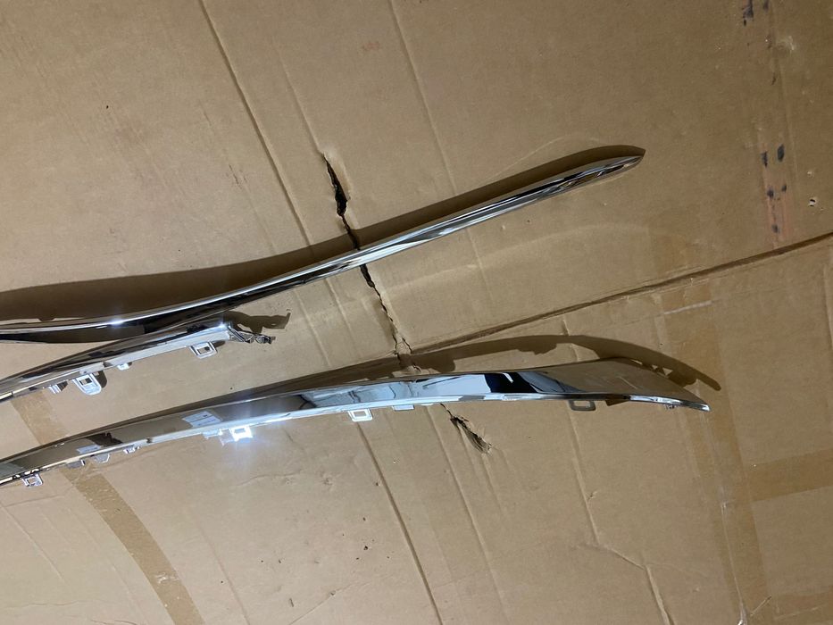 Toyota Venza Комплект хромов 2021-2024