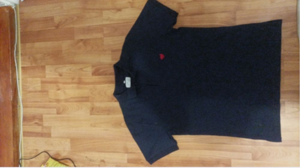 Продам футболку поло розміри що є в наявності  xs-s-m-l