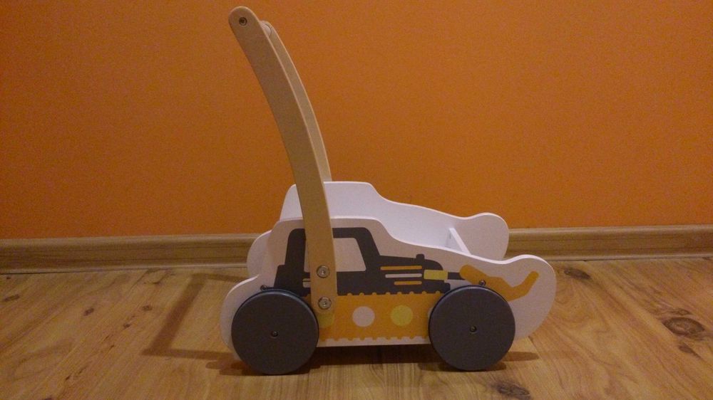 Wózek-pchacz drewniany