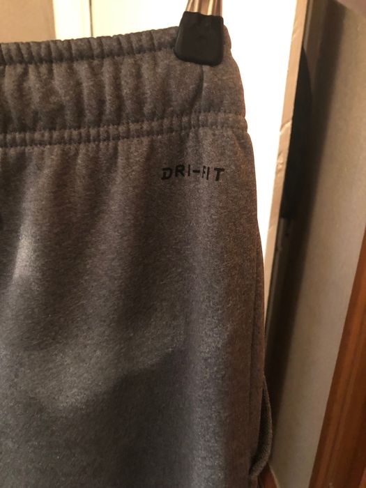 Штаны Nike dri-fit tech fleece найк