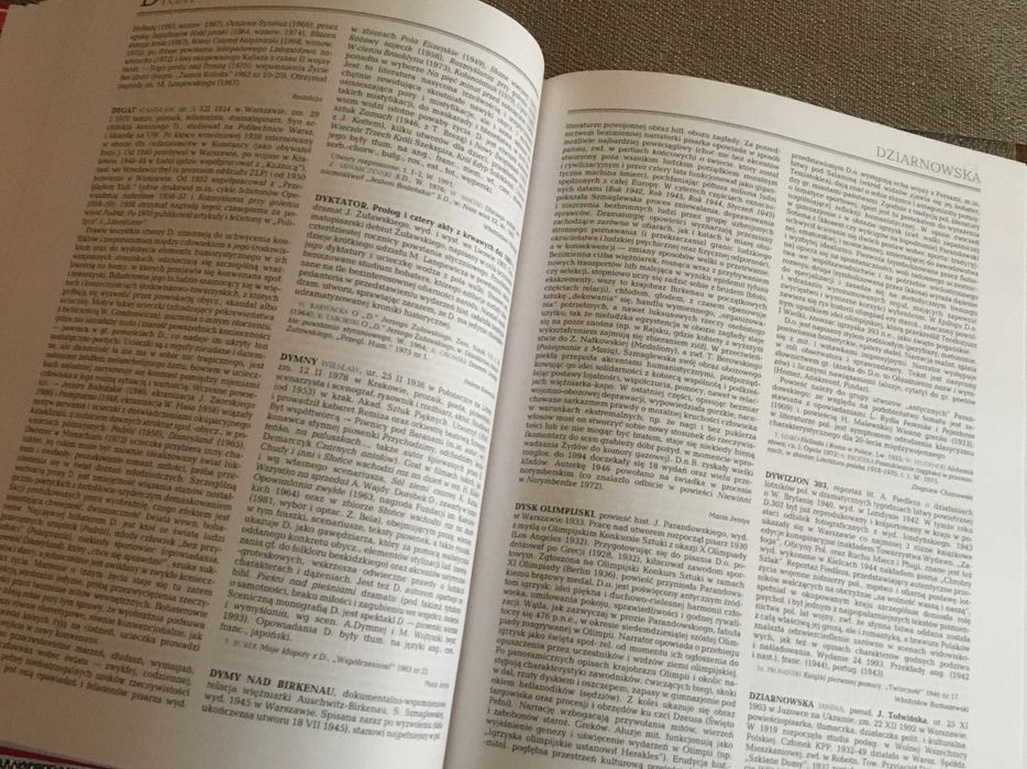 Literatura polska XX wieku. Przewodnik encyklopedyczny PWN