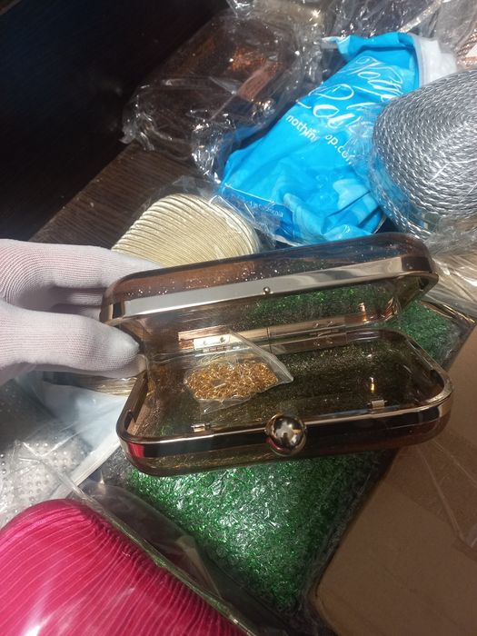 Сумочки -клатчі. Розпродаж