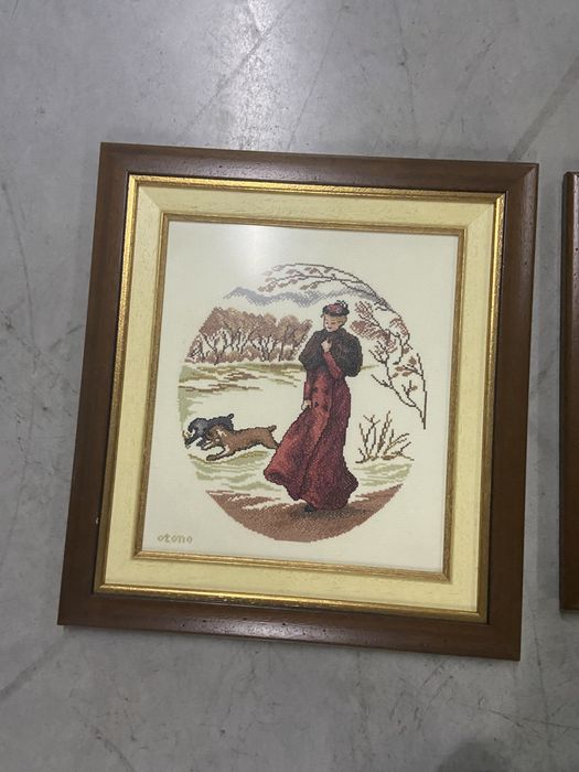 Quadros em ponto cruz fetos a mao como novos molduras novas em madeira