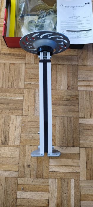 Uchwyt do projektora