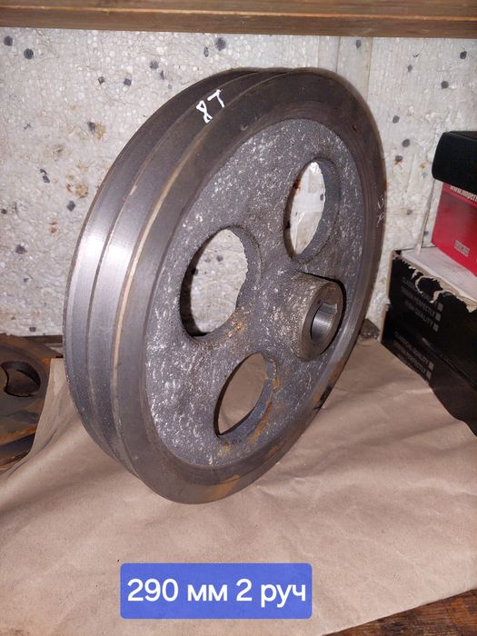 Шків. Шківи. Ремні до електродвигунів.Ремні